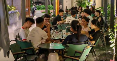 Chủ quán cà phê ở Hà Tĩnh loay hoay trước quy định trả tiền bản quyền âm nhạc