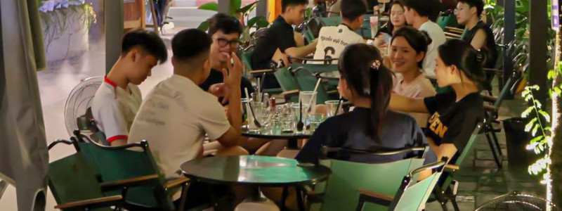 Chủ quán cà phê ở Hà Tĩnh loay hoay trước quy định trả tiền bản quyền âm nhạc